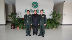 g_leader4_250.png